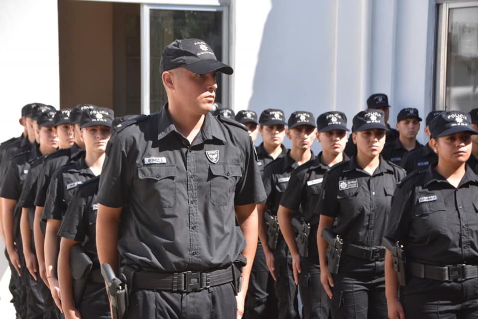 Presentación de los nuevos efectivos policiales. de la Unidad Regional VI.