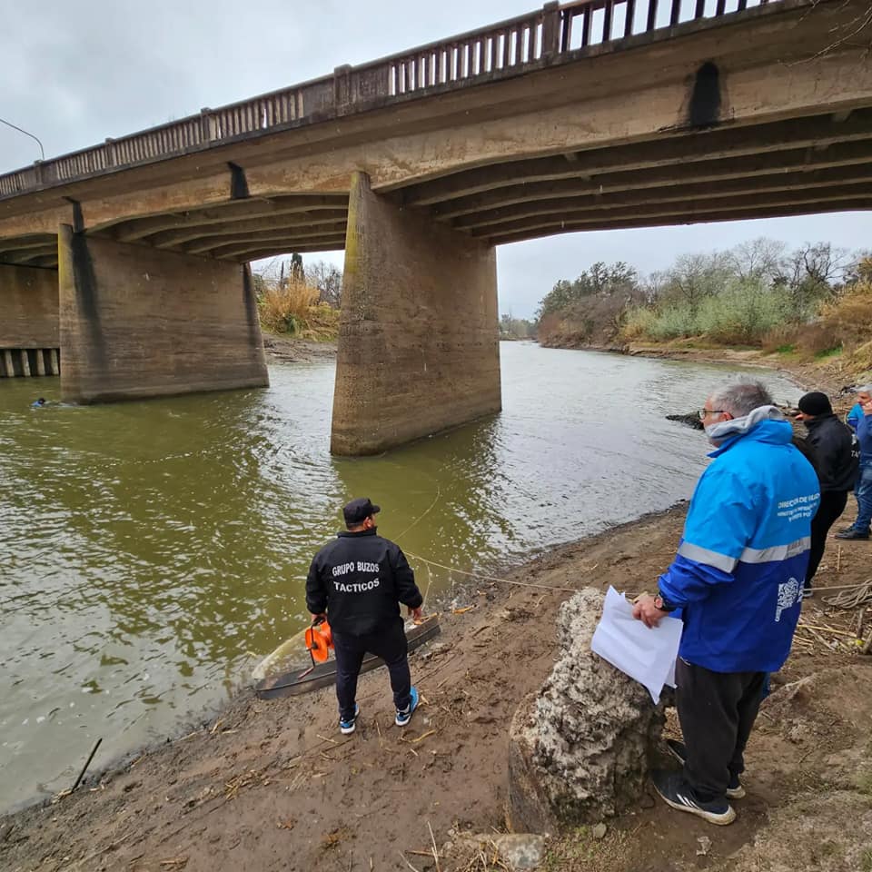 Mejoras en el puente de Arroyo del Medio que une Villa Constitución de San Nicolás