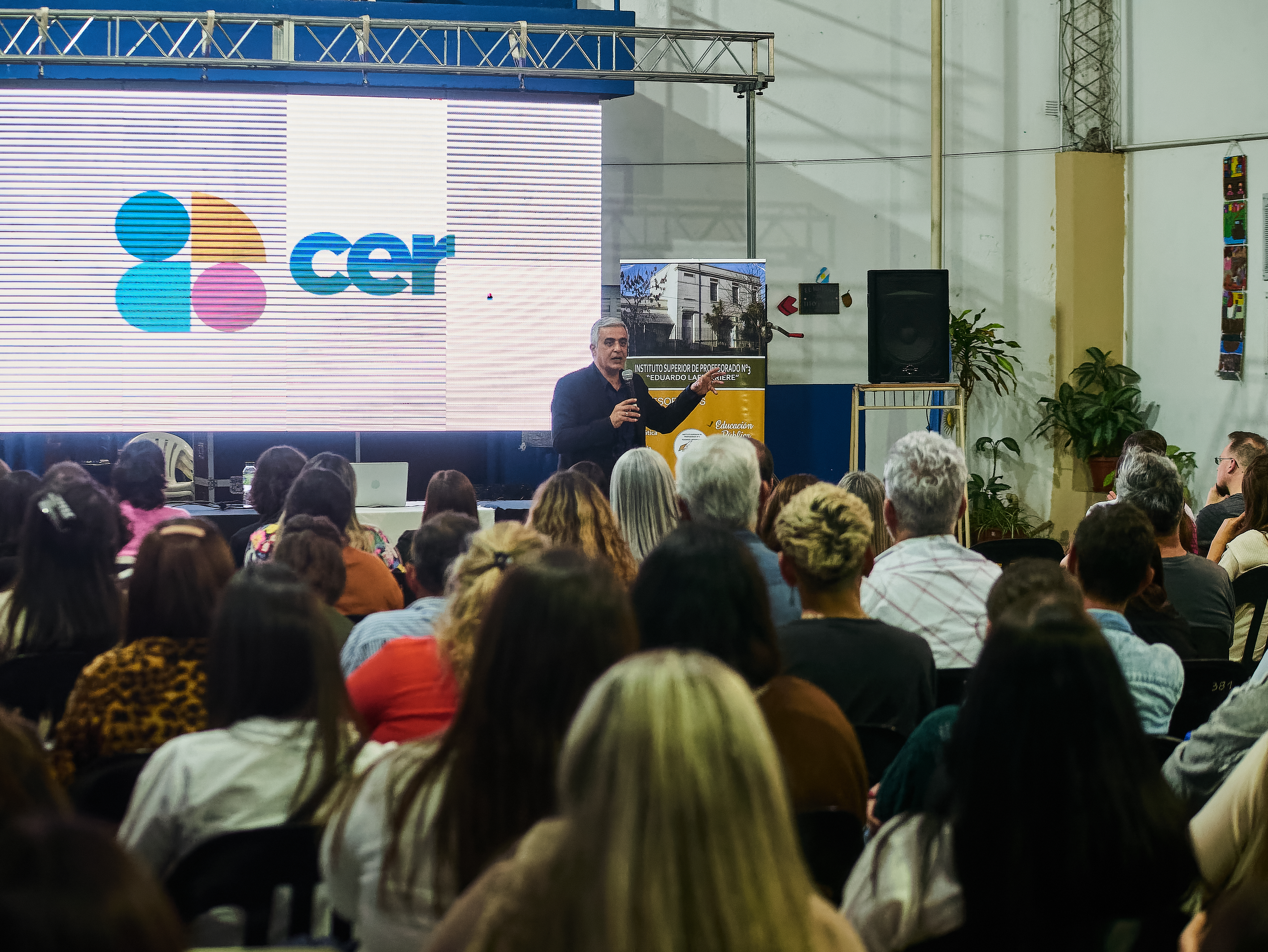 Así se vivió el 1º día del Congreso Educativo Regional del Sur Santafesino