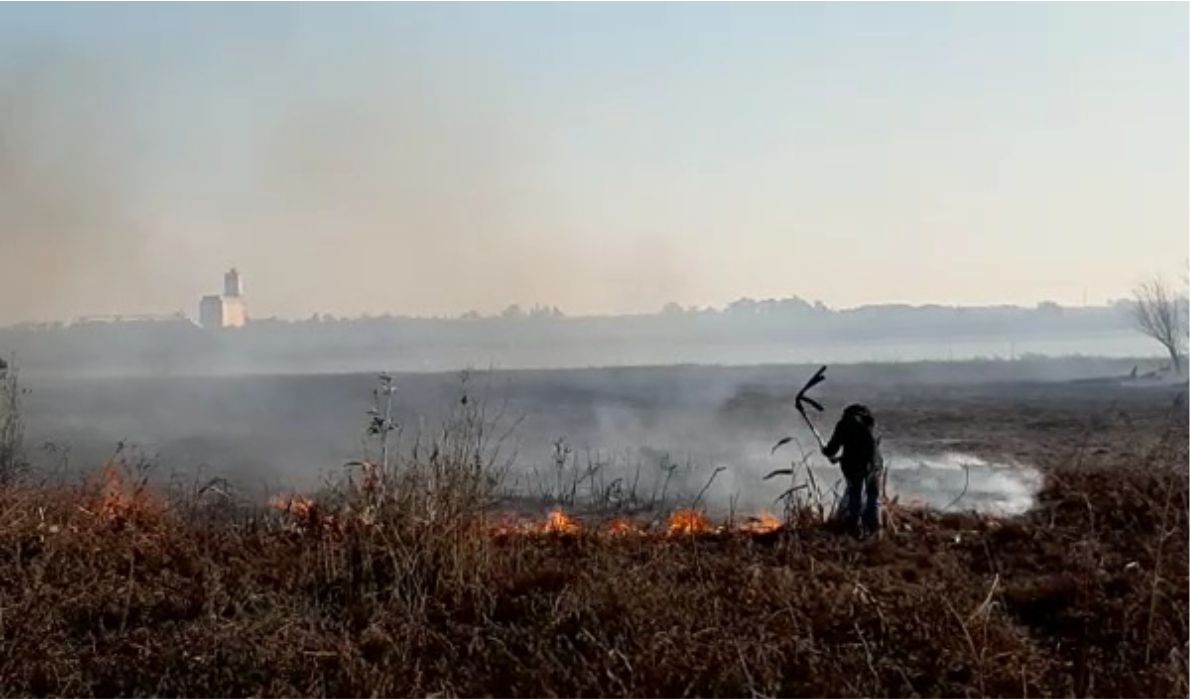 Seguimos trabajando sobre los focos de incendios en las zonas de islas