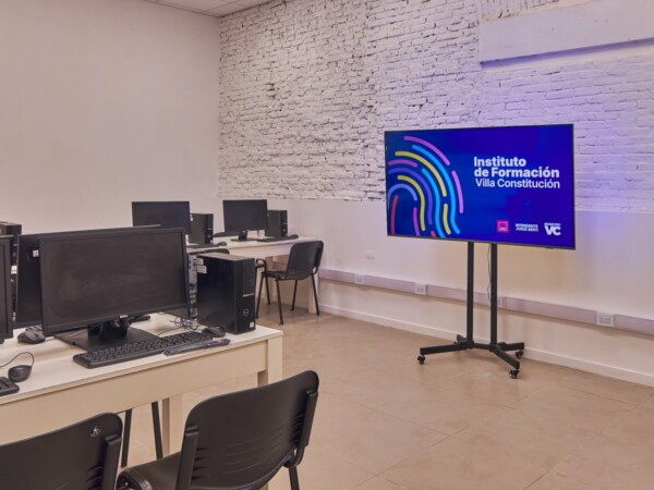El Municipio impulsa nuevas capacitaciones en oficios y tecnología con certificación universitaria