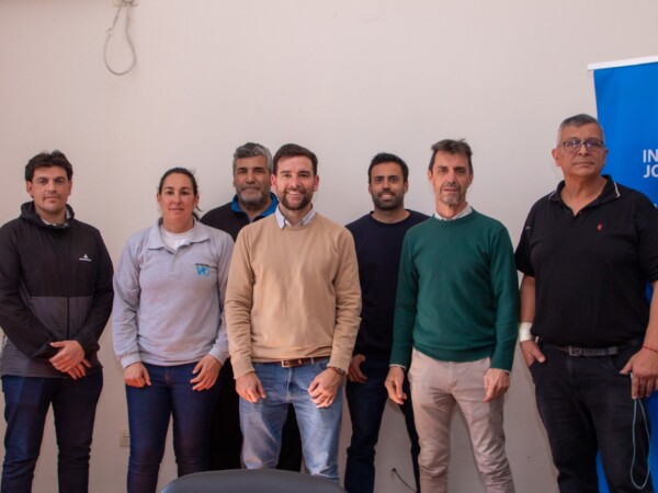 Villa Más Limpia: el Municipio profundiza los operativos de ordenamiento y limpieza en los barrios